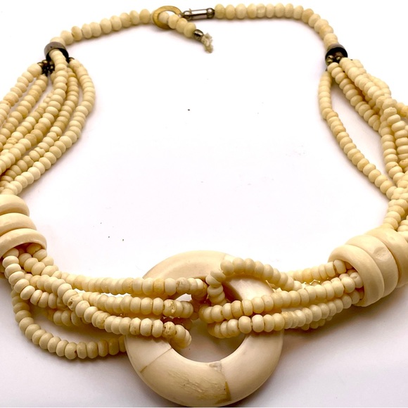 Carved  multi strand bone beaded necklace pendant 131 grams. - Picture 3 of 6